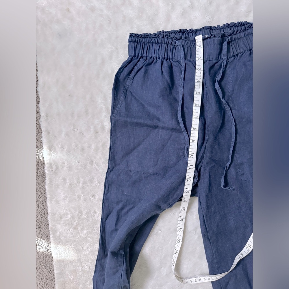 Michael Stars
Jules High Rise Loose Wide Leg Linen Pant in navy - Picture 11 of 12
